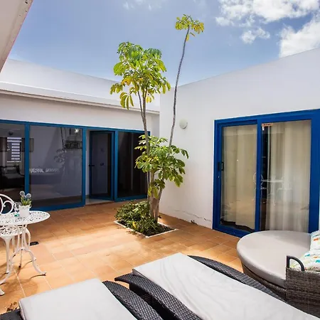 Captivating 2-bed In Villa *