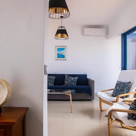 Villa Captivating 2-bed In *