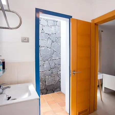 Captivating 2-bed In * Playa Blanca (Lanzarote)